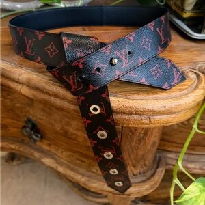 Brand New Louis Vuitton Infrarouge Tie the Knot Black and Red Monogram Belt.